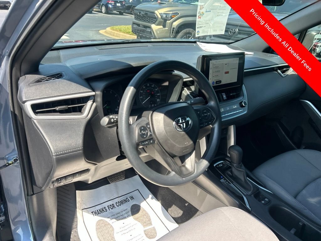 Used 2024 Toyota Corolla Cross AWD Hybrid image 3