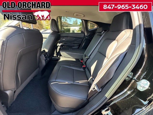 Used 2025 Nissan Murano SV AWD/4WD image 13