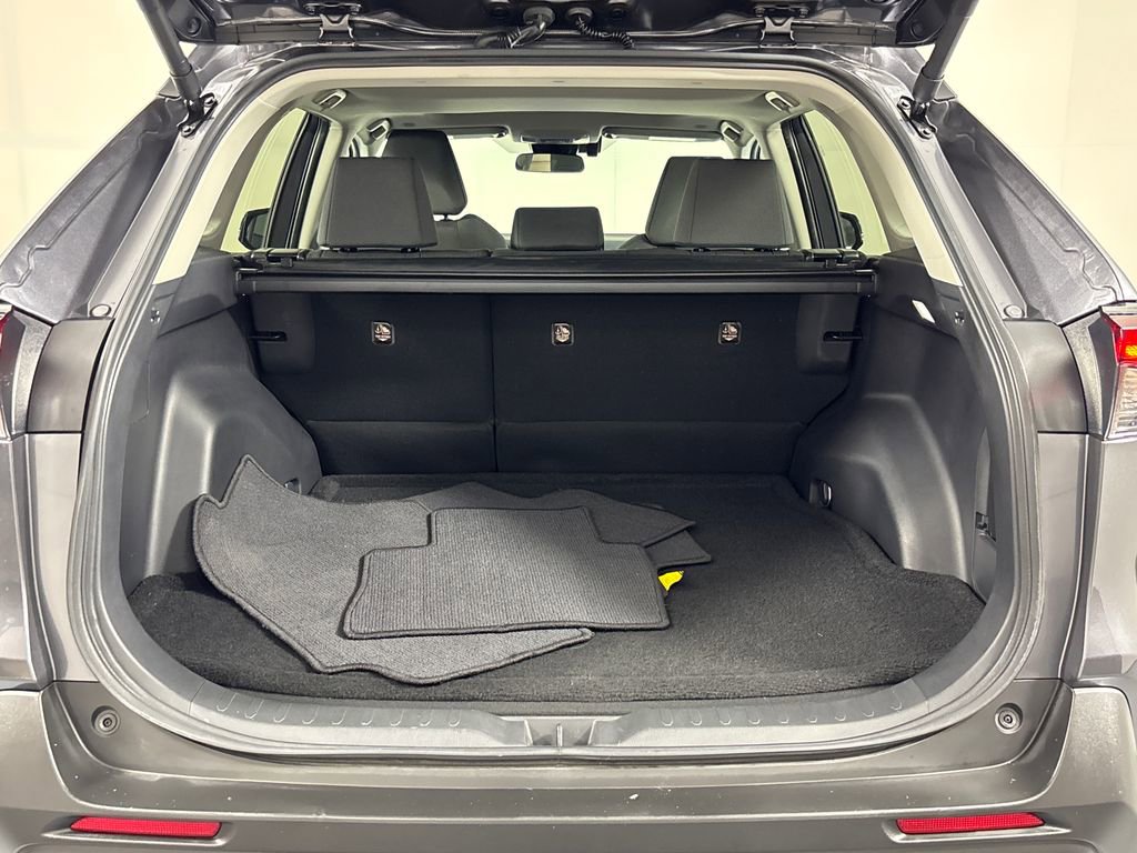 Certified 2024 Toyota RAV4 XLE w/ Convenience Package image 31