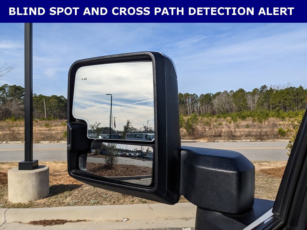 Used 2022 Chevrolet Silverado 2500 High Country w/ Safety Package II image 7