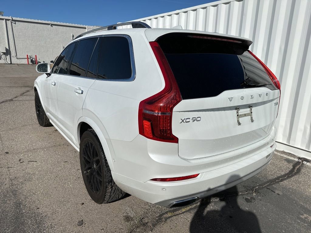 Used 2016 Volvo XC90 T6 Momentum image 3