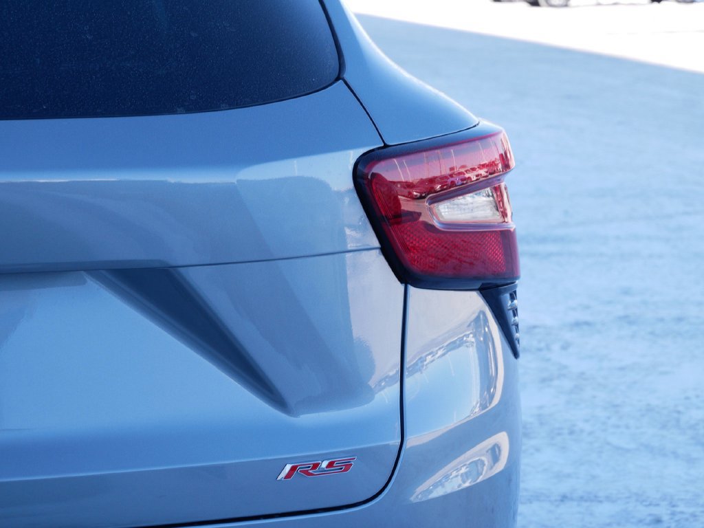 New 2026 Chevrolet Trax RS w/ Sunroof Package FWD image 12