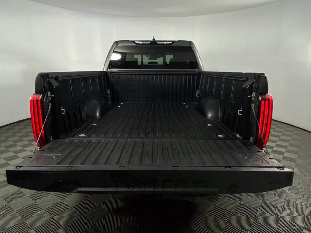 Used 2022 Toyota Tundra SR5 AWD/4WD image 25