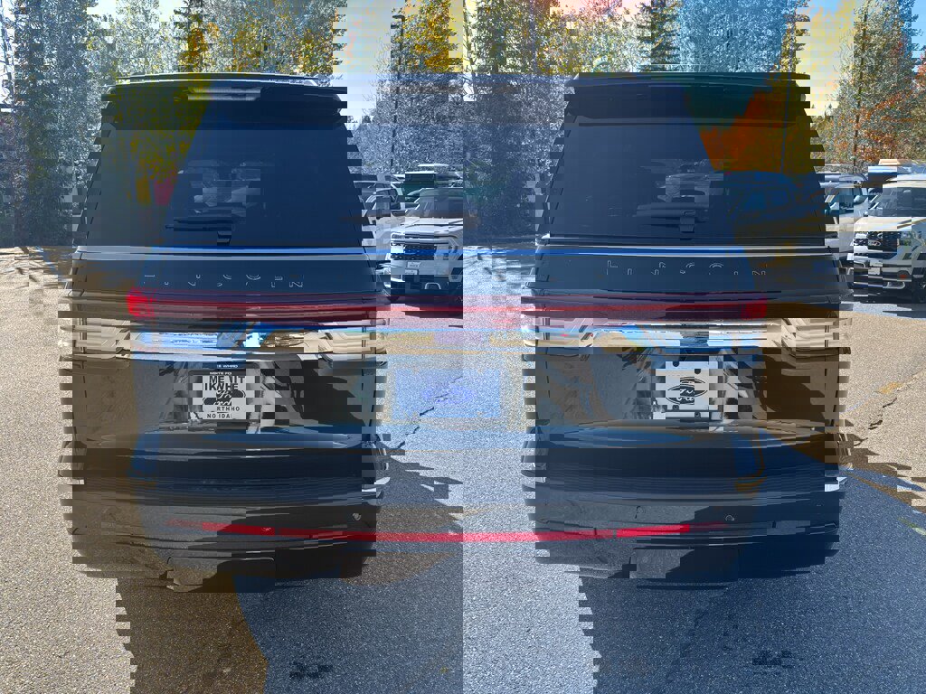 Used 2024 Lincoln Navigator L Black Label image 6