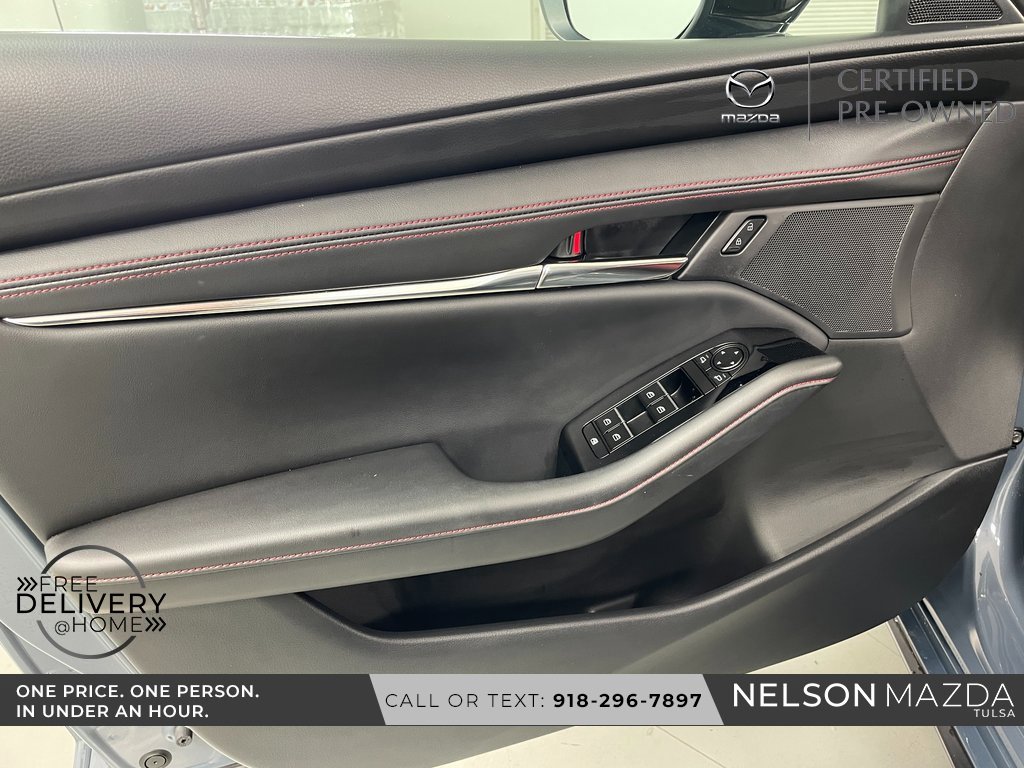 Certified 2025 MAZDA MAZDA3 Carbon image 17