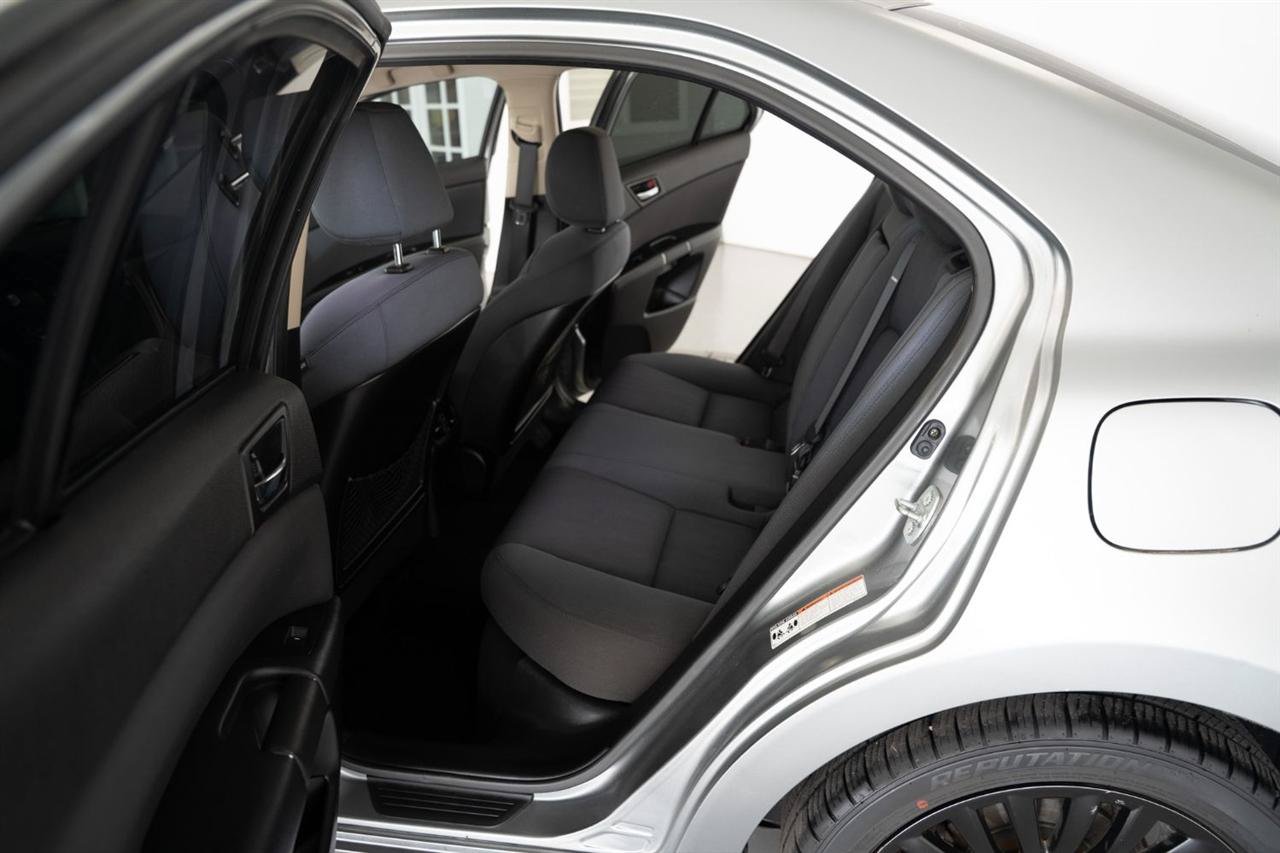 Used 2012 Suzuki Kizashi SE AWD/4WD image 11