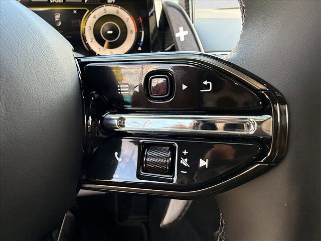 New 2026 Aston Martin V8 Vantage Coupe image 25