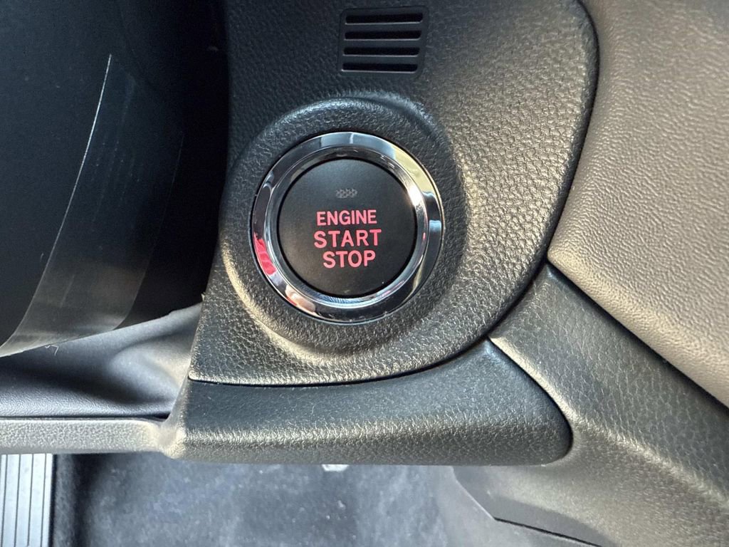 New 2025 Subaru Outback Touring XT image 33