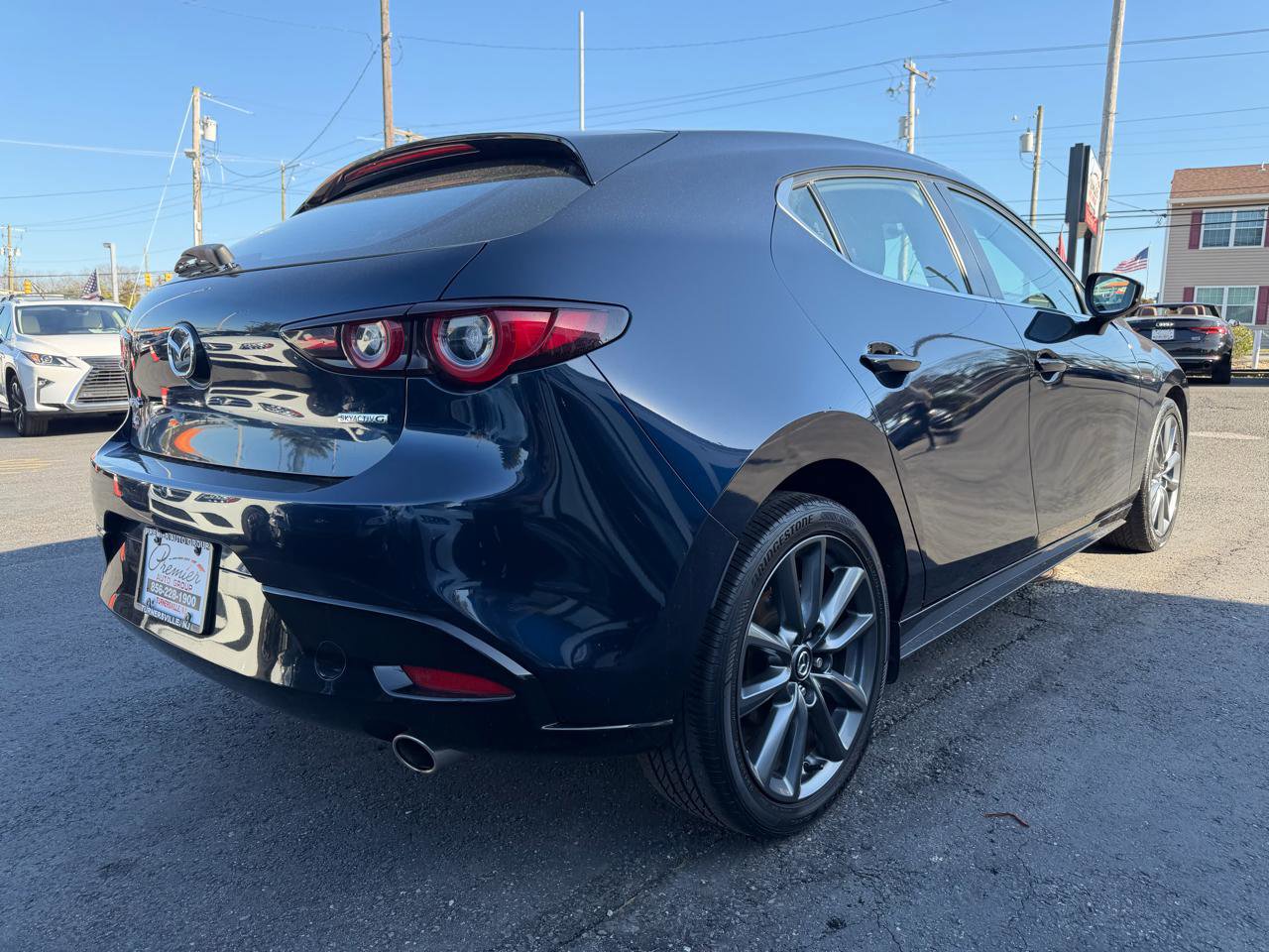 Used 2022 MAZDA MAZDA3 s image 5