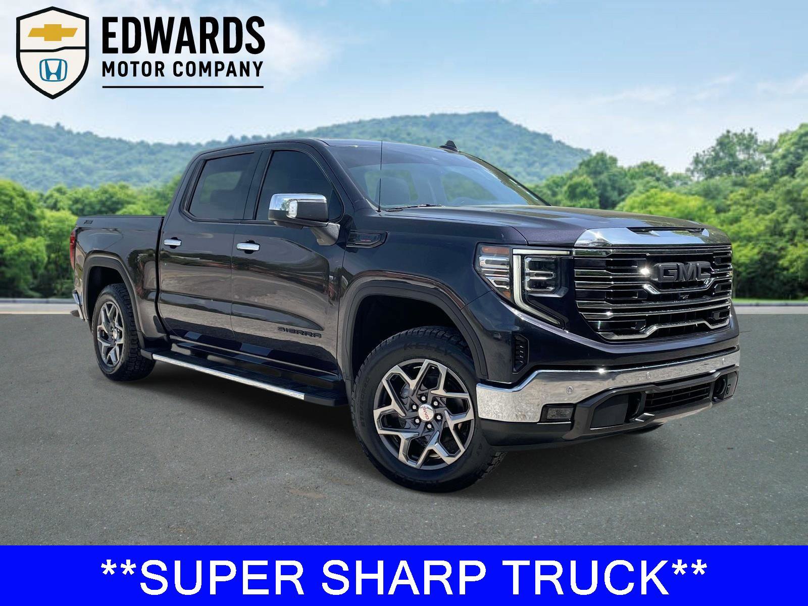 Used 2022 GMC Sierra 1500 SLT w/ SLT Premium Plus Package image 1