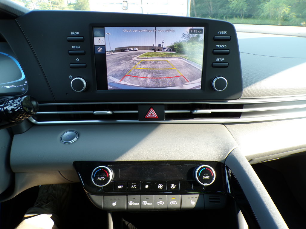 New 2026 Hyundai Elantra SEL Sport Premium FWD image 25
