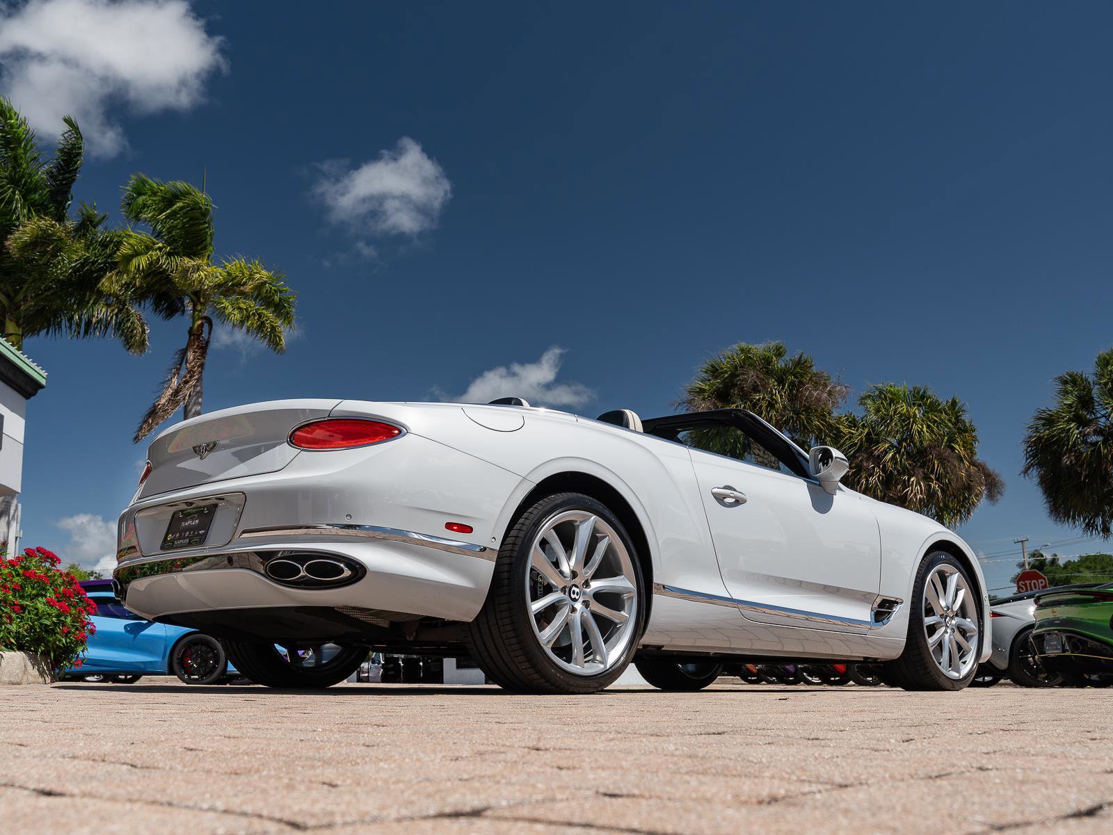 Used 2021 Bentley Continental GT V8 image 41