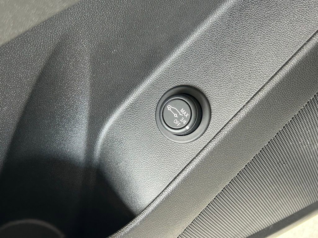 Used 2022 Chevrolet Equinox LT image 50