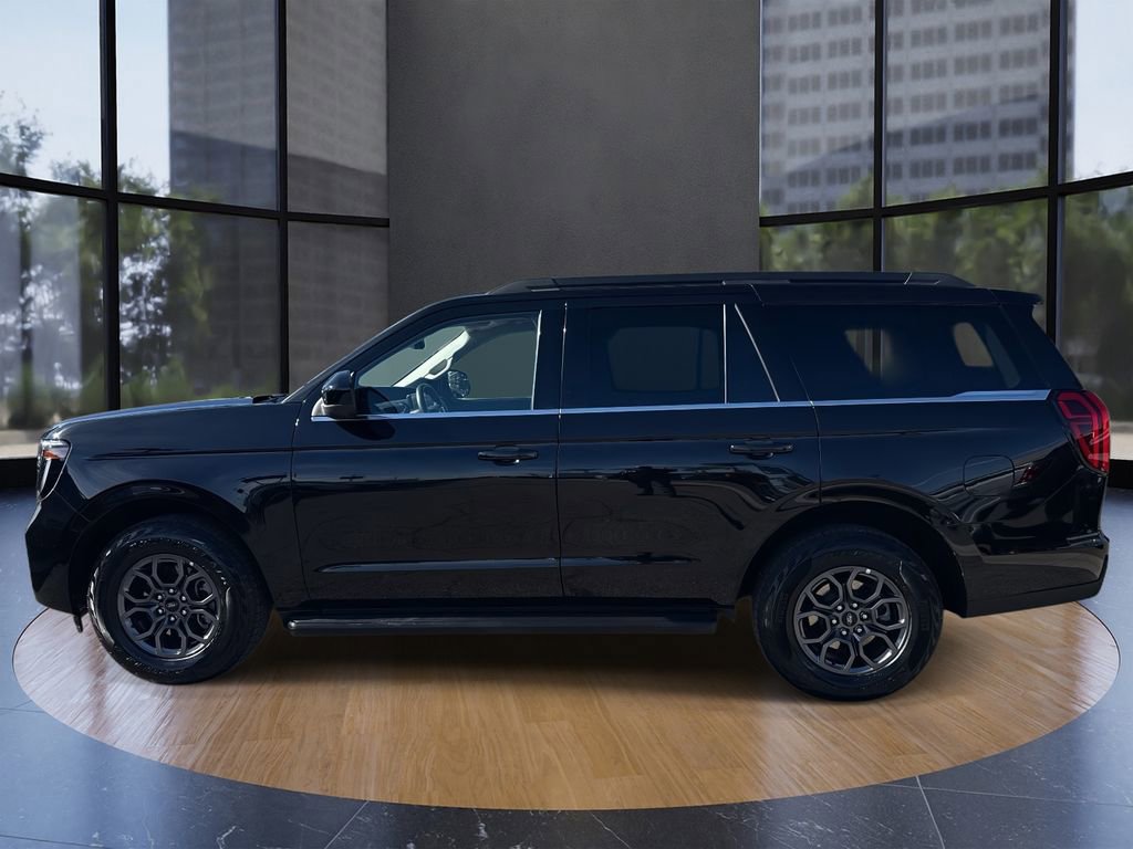 Certified 2025 Ford Expedition Active image 5