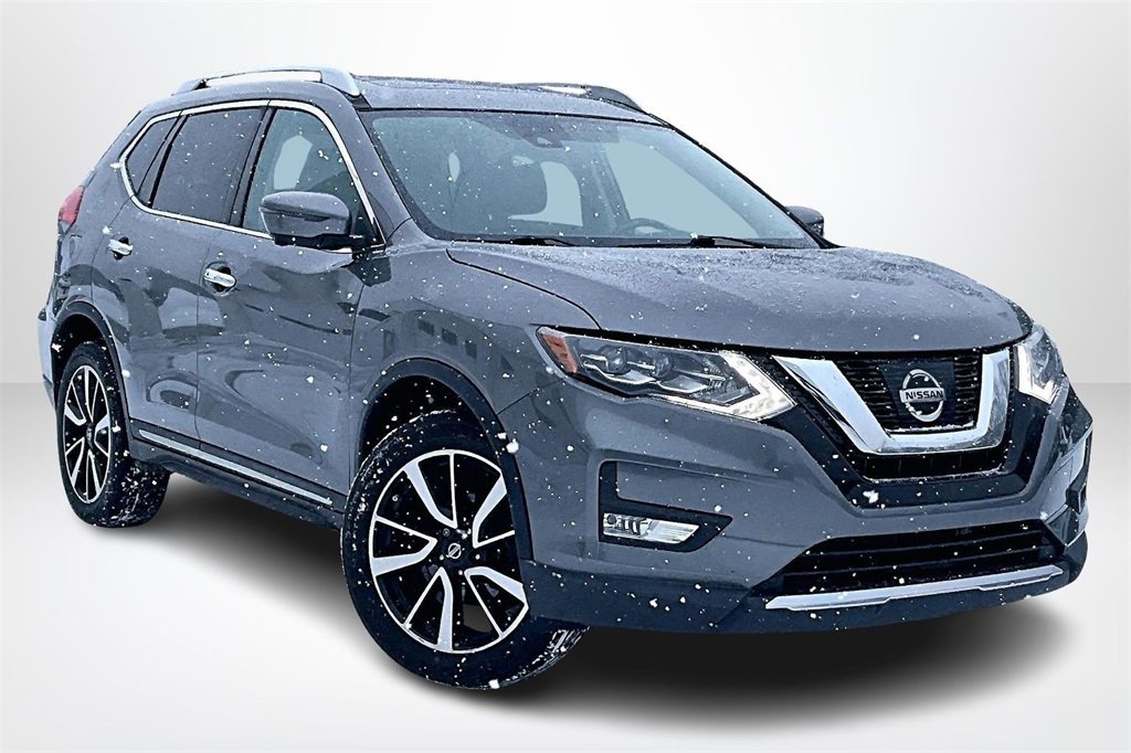 Used 2017 Nissan Rogue SL image 3