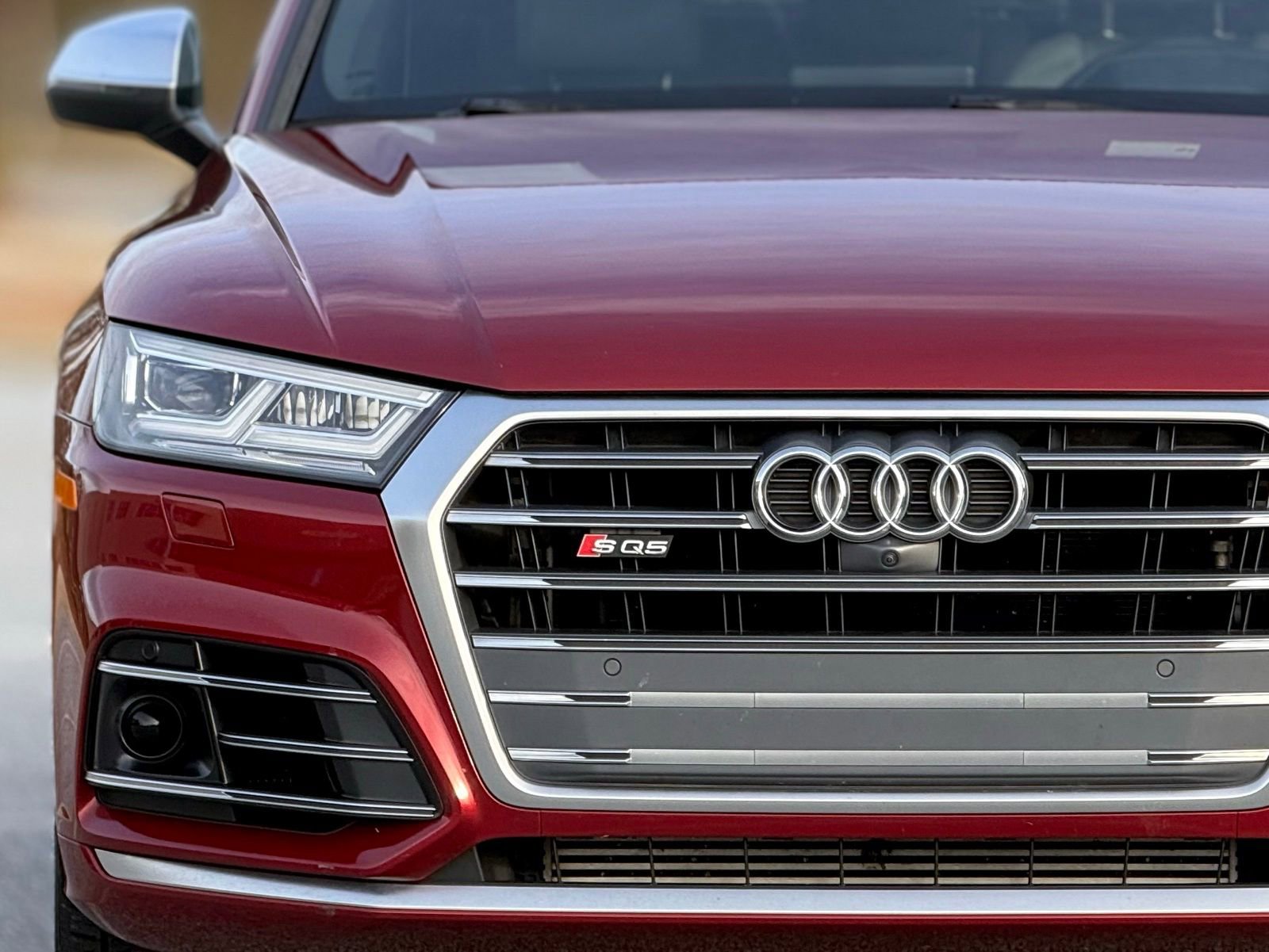 Used 2018 Audi SQ5 Prestige w/ Prestige Package image 13