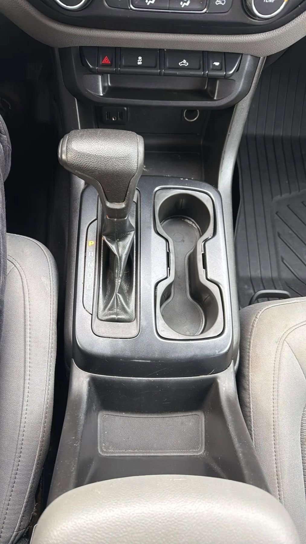 Used 2021 Chevrolet Colorado W/T w/ Custom Special Edition image 19