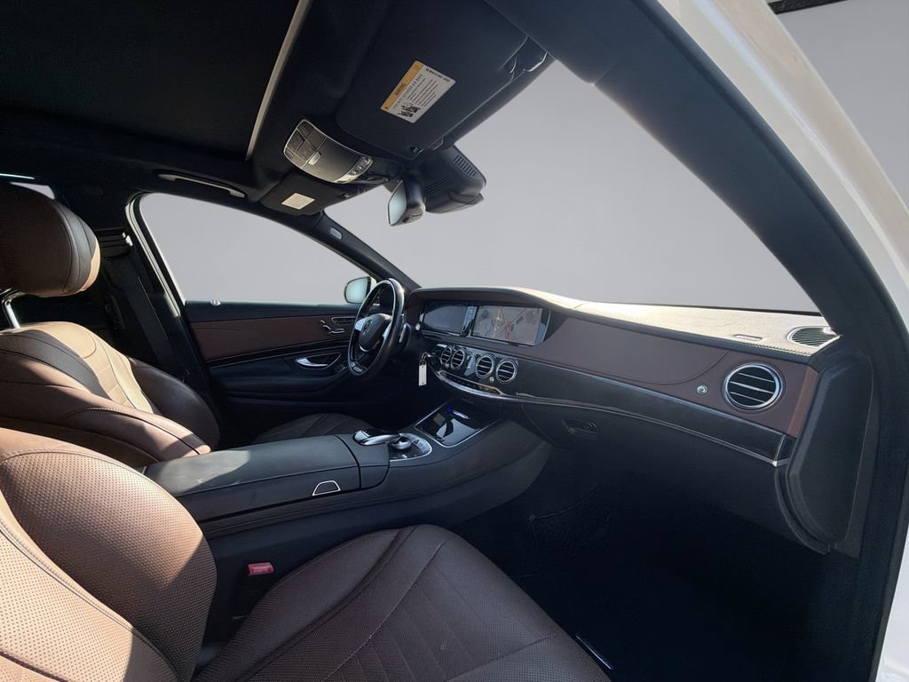 Used 2016 Mercedes-Benz S 550 Sedan image 15