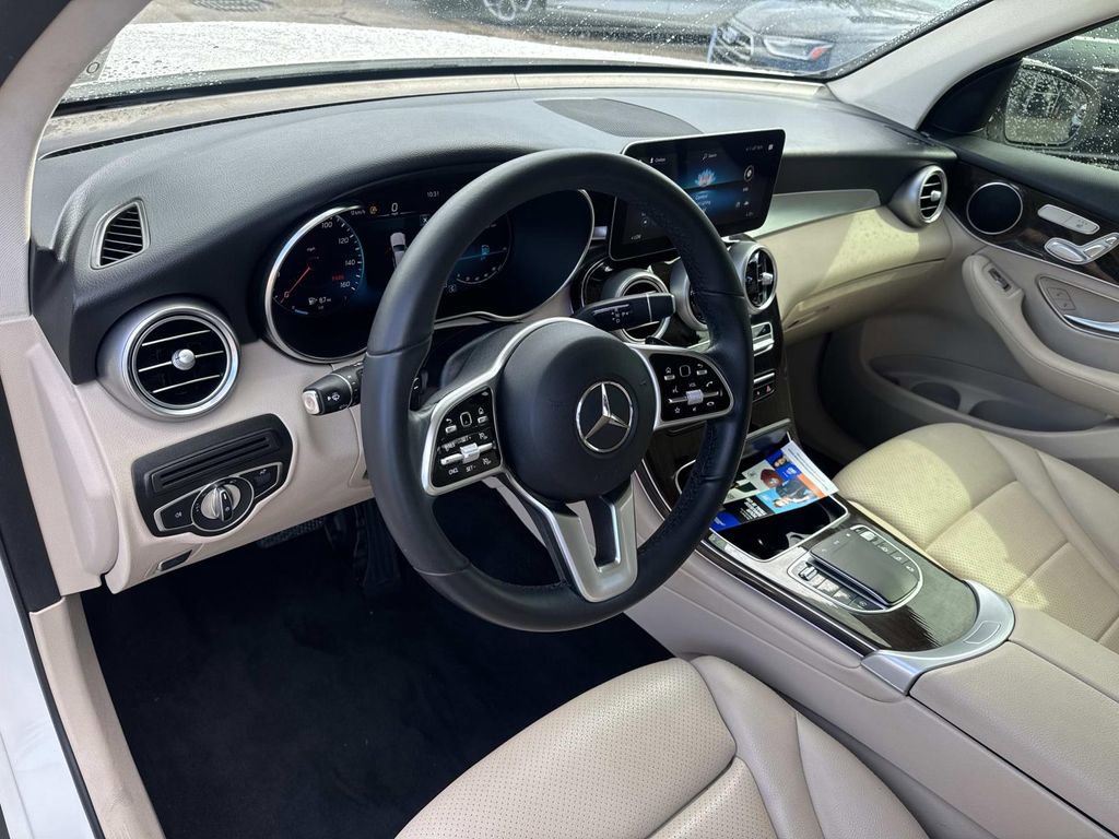Used 2022 Mercedes-Benz GLC 300 image 19