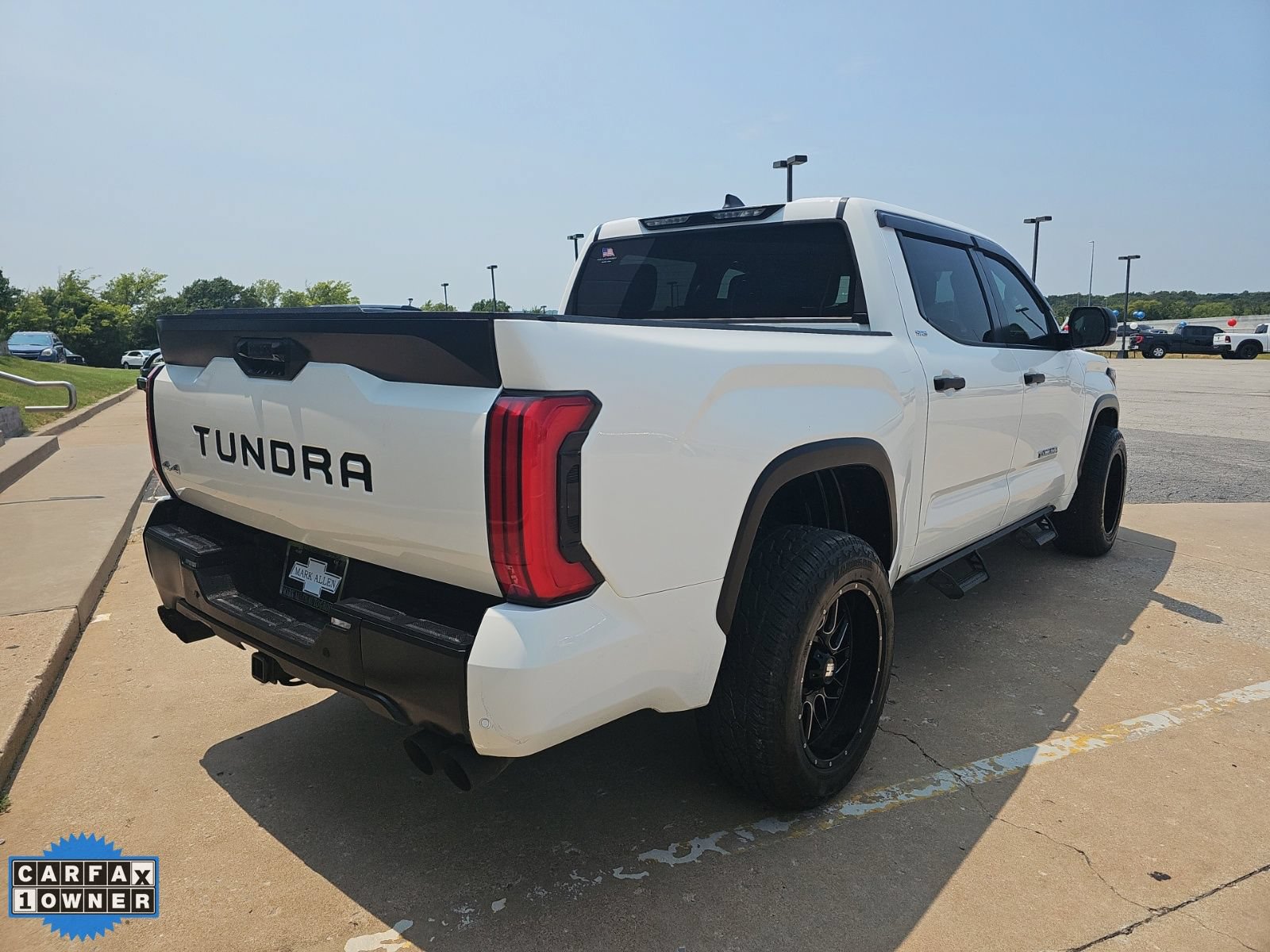 Used 2024 Toyota Tundra SR5 w/ SR5 Convenience Package AWD/4WD image 4