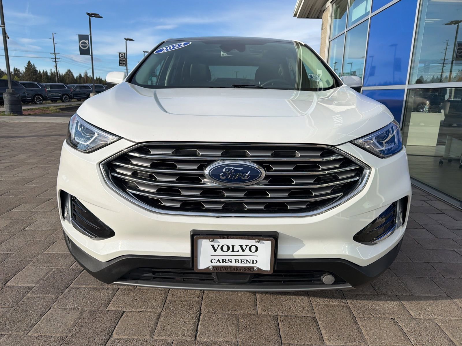 Used 2022 Ford Edge SEL w/ Convenience Package image 3