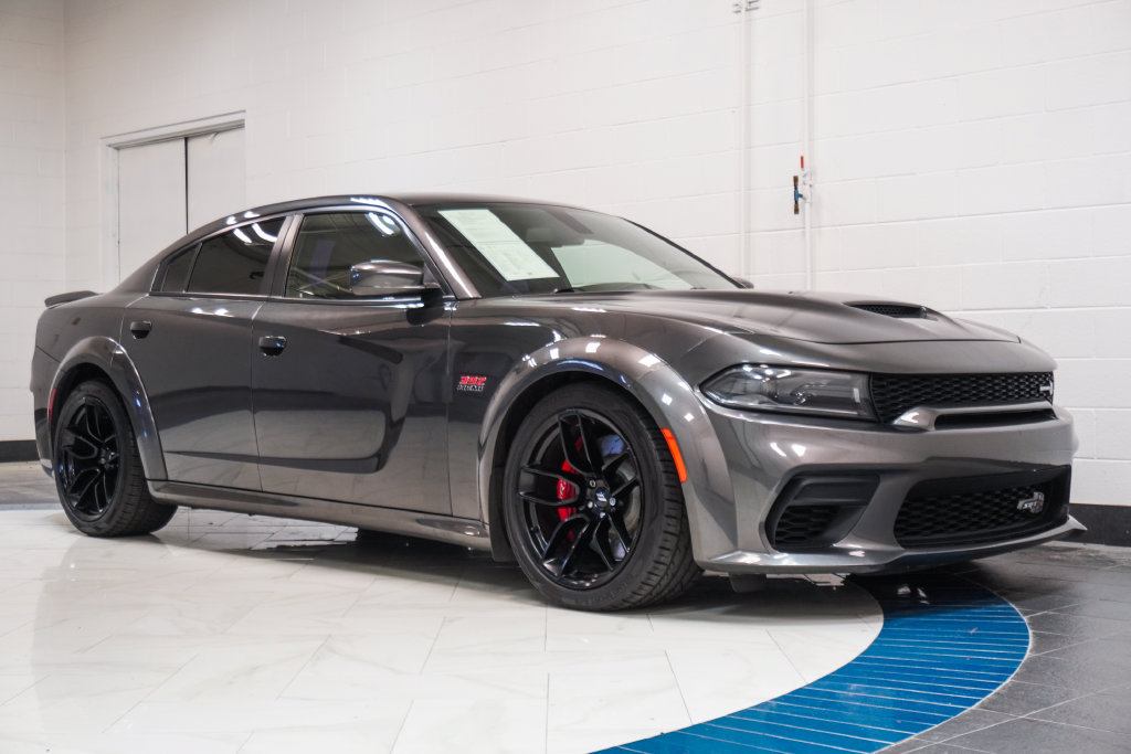 Used 2022 Dodge Charger Scat Pack RWD image 5