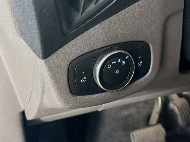 Used 2020 Ford Transit Connect XL image 12