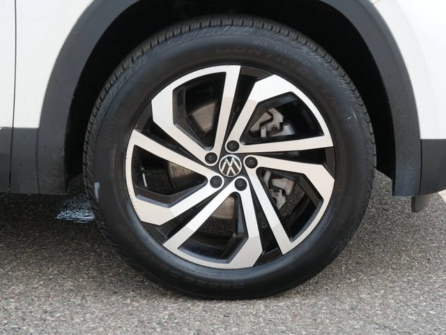 Certified 2023 Volkswagen Atlas SEL AWD/4WD image 9