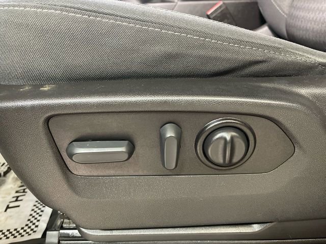 Used 2021 Chevrolet Silverado 1500 LT Trail Boss w/ Bed Protection Package image 12