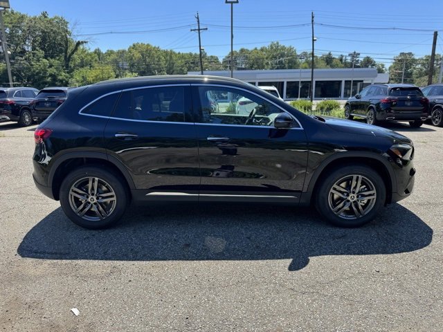 New 2026 Mercedes-Benz GLA 250 4MATIC image 2
