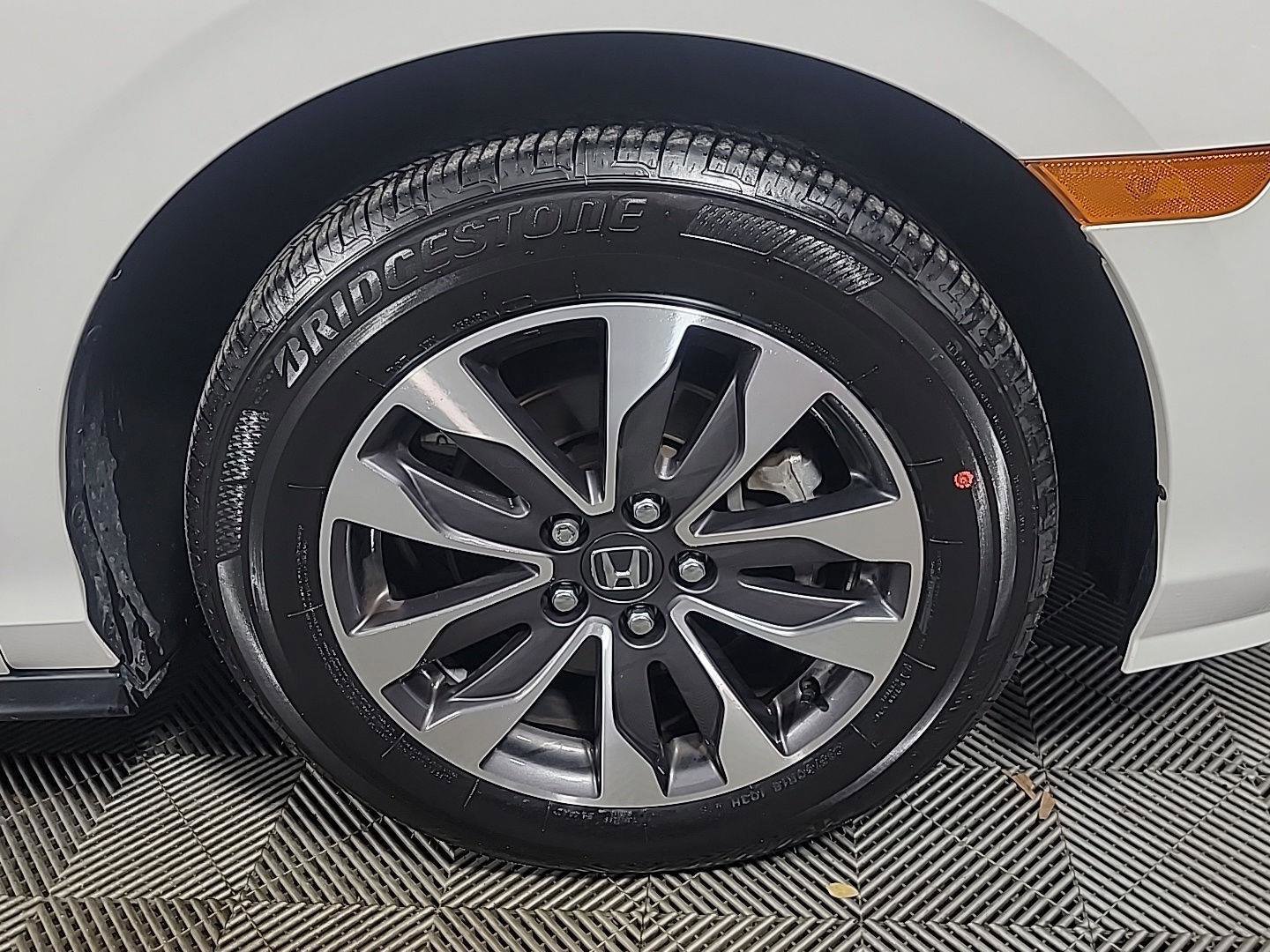 Certified 2023 Honda Odyssey EX-L image 3