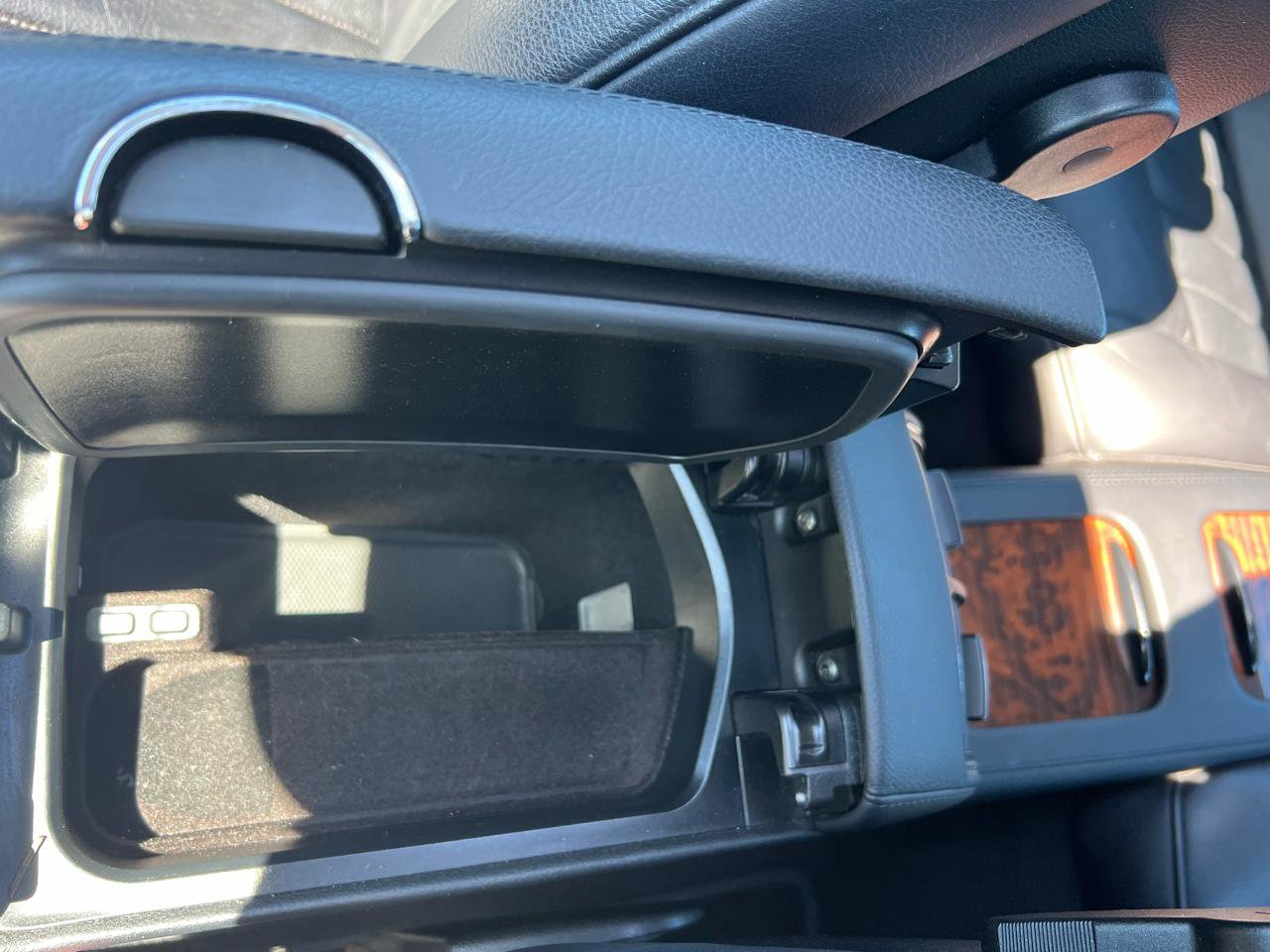 Used 2006 Mercedes-Benz CLS 500 image 54