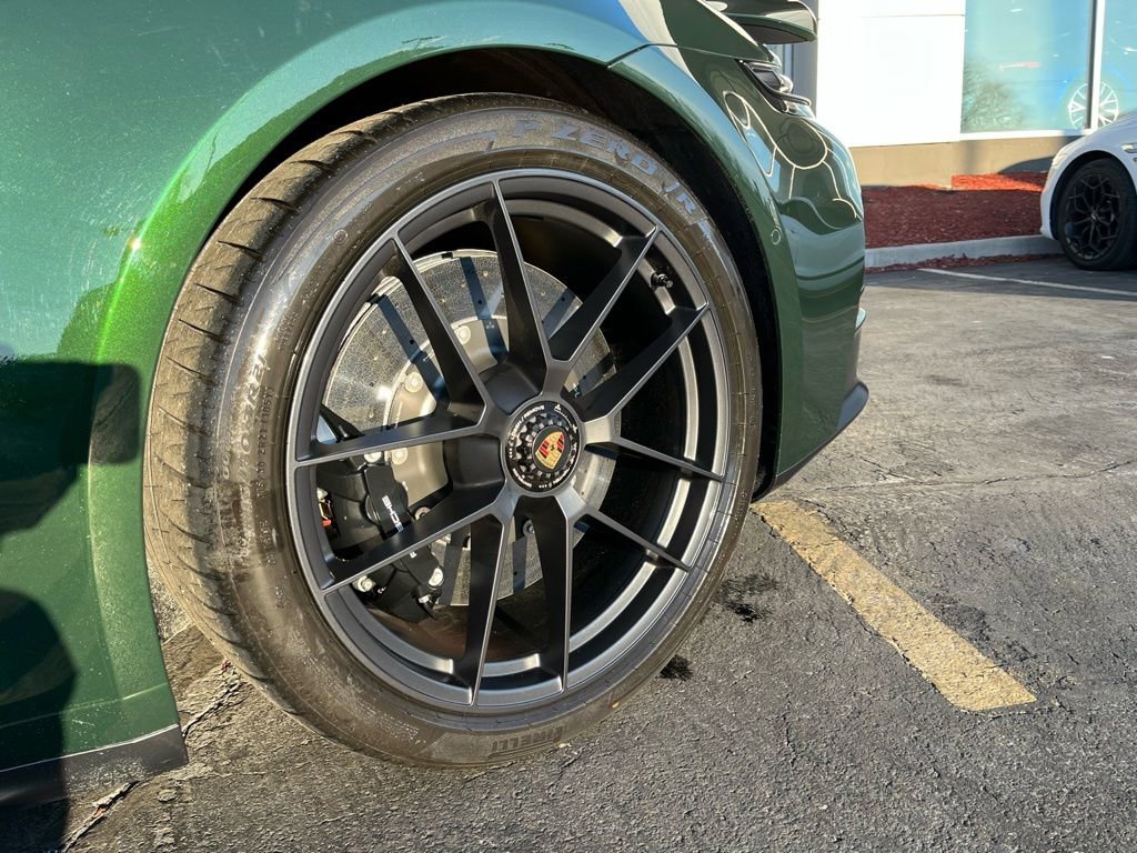 Used 2026 Porsche 911 Targa 4 GTS image 34