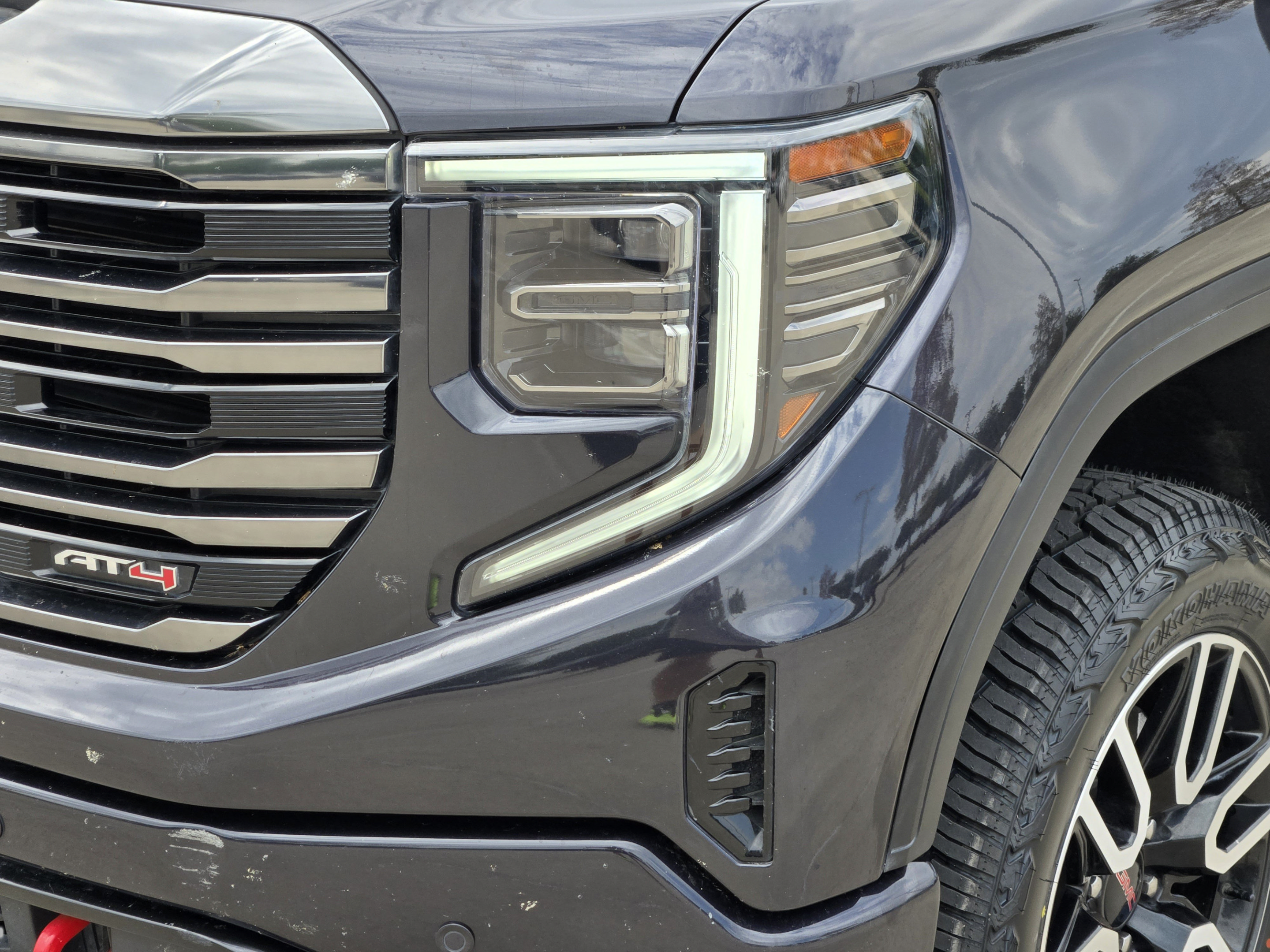 Used 2023 GMC Sierra 1500 AT4 w/ AT4 Premium Package AWD/4WD image 36