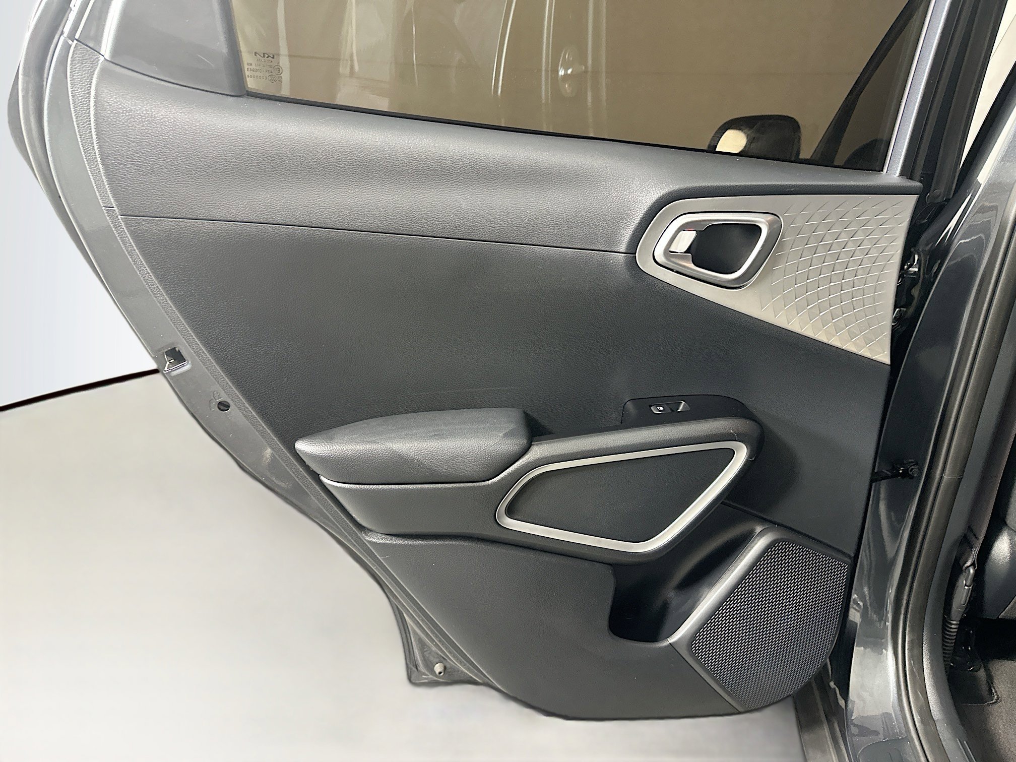 Used 2024 Kia Soul LX image 24