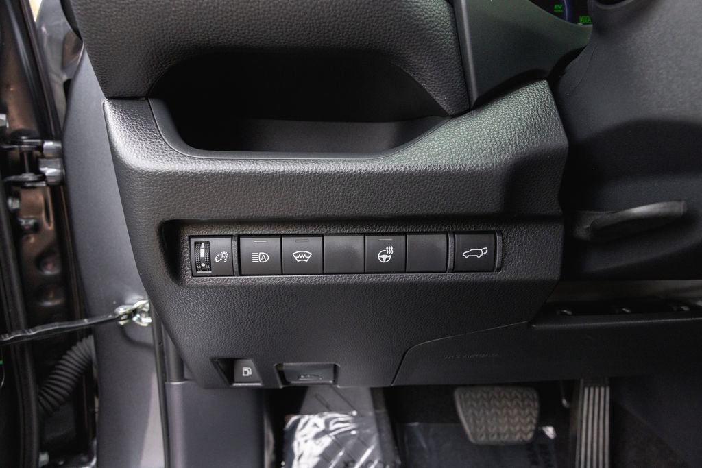 Certified 2025 Toyota RAV4 SE w/ Weather & Moonroof Package AWD/4WD image 15