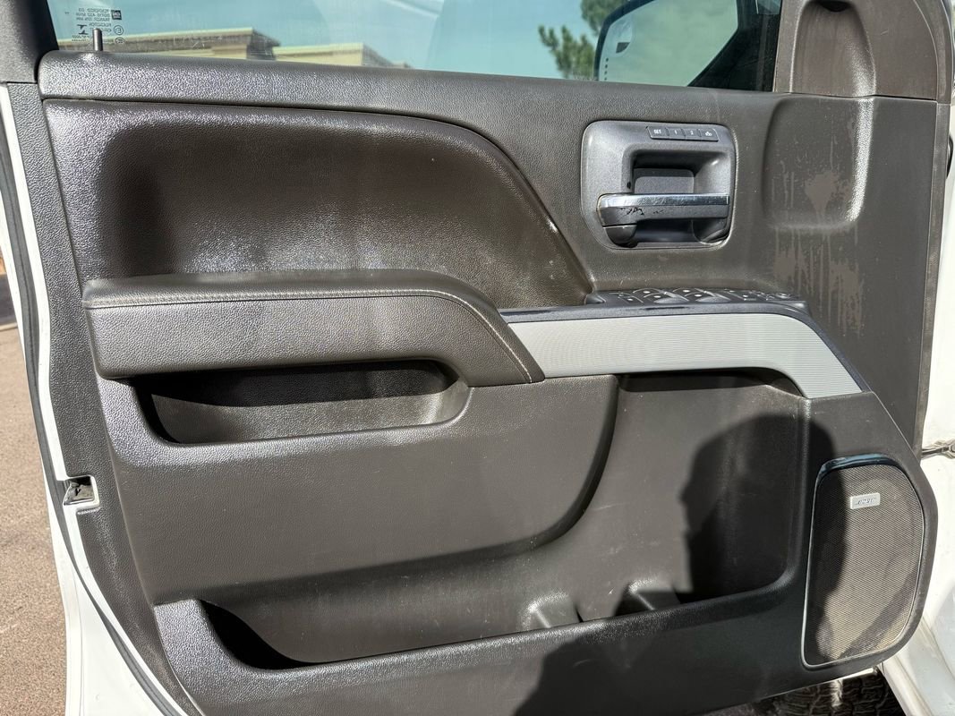 Used 2015 Chevrolet Silverado 2500 LTZ w/ Duramax Plus Package image 16