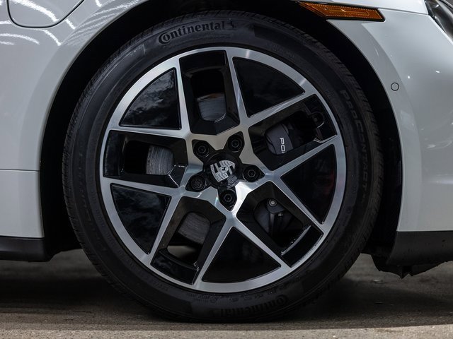 New 2025 Porsche Taycan image 14
