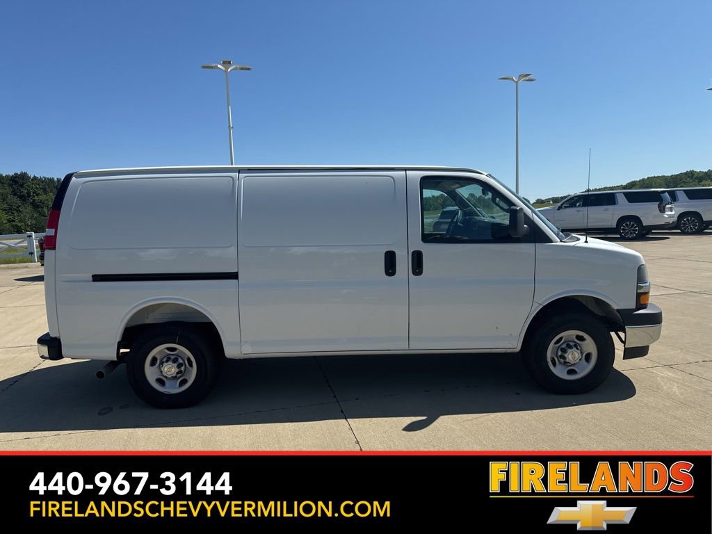 New 2025 Chevrolet Express 2500 Work Van w/ Driver Convenience Package image 7