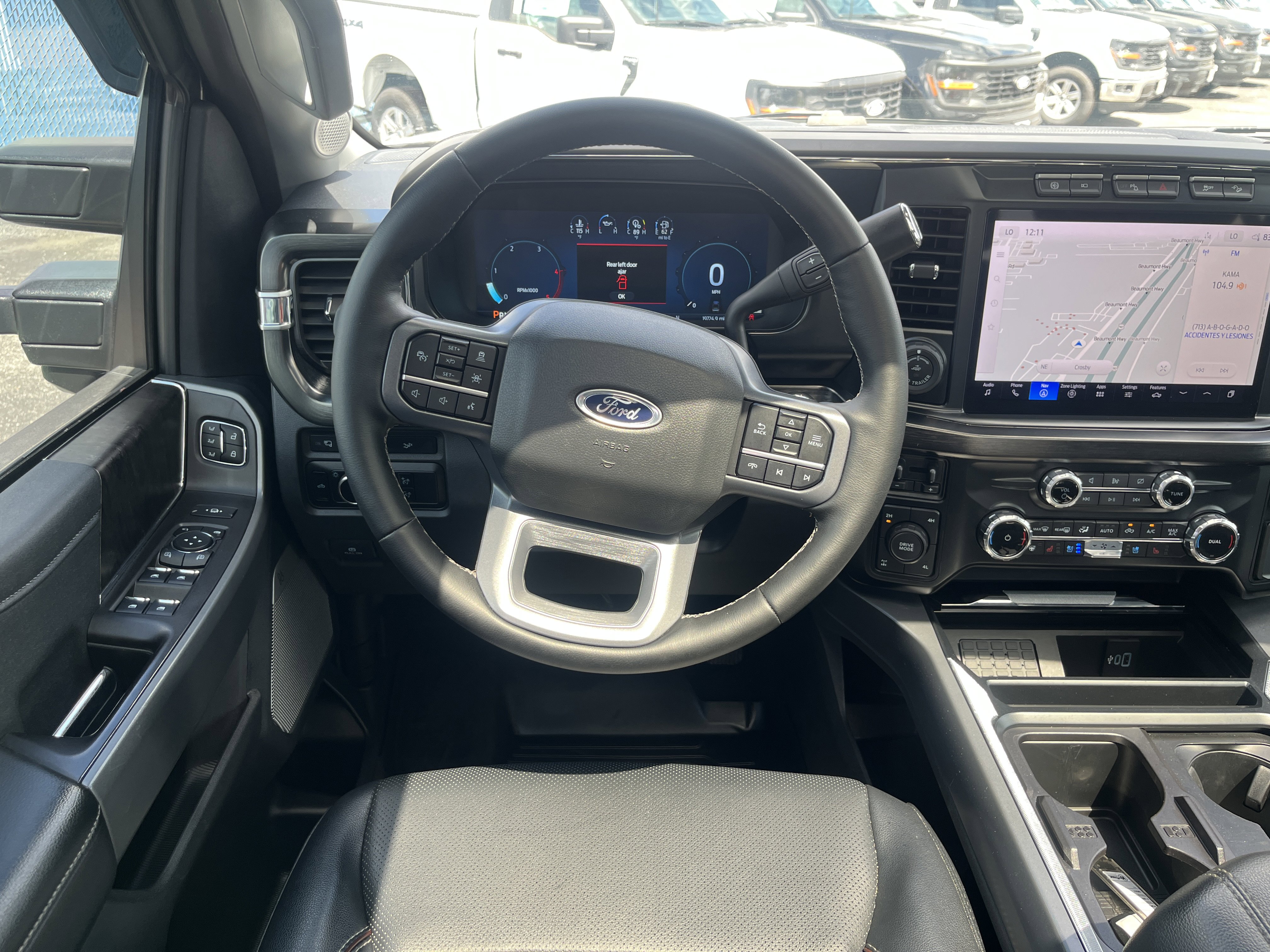 Used 2024 Ford F350 Lariat w/ Lariat Ultimate Package image 33