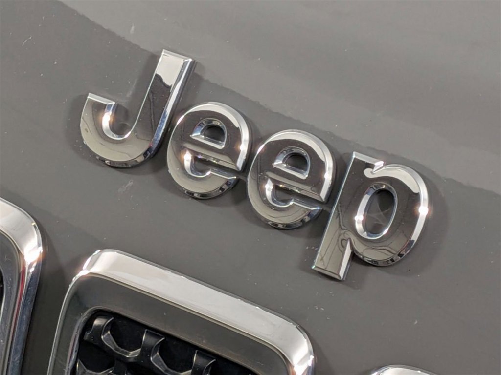 Certified 2021 Jeep Cherokee Latitude Lux image 9