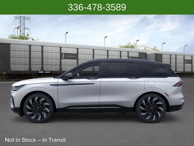 New 2026 Lincoln Nautilus Reserve image 3