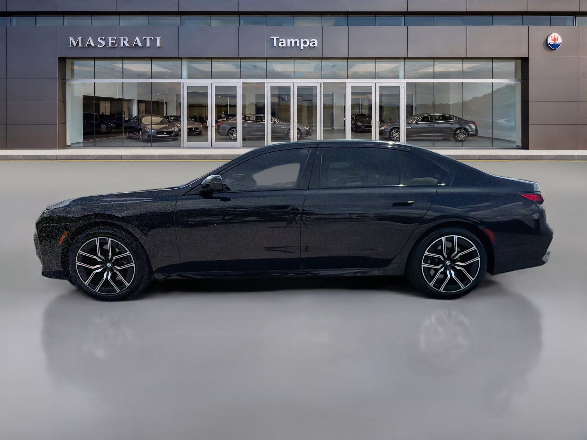Used 2024 BMW 760i xDrive AWD/4WD image 6