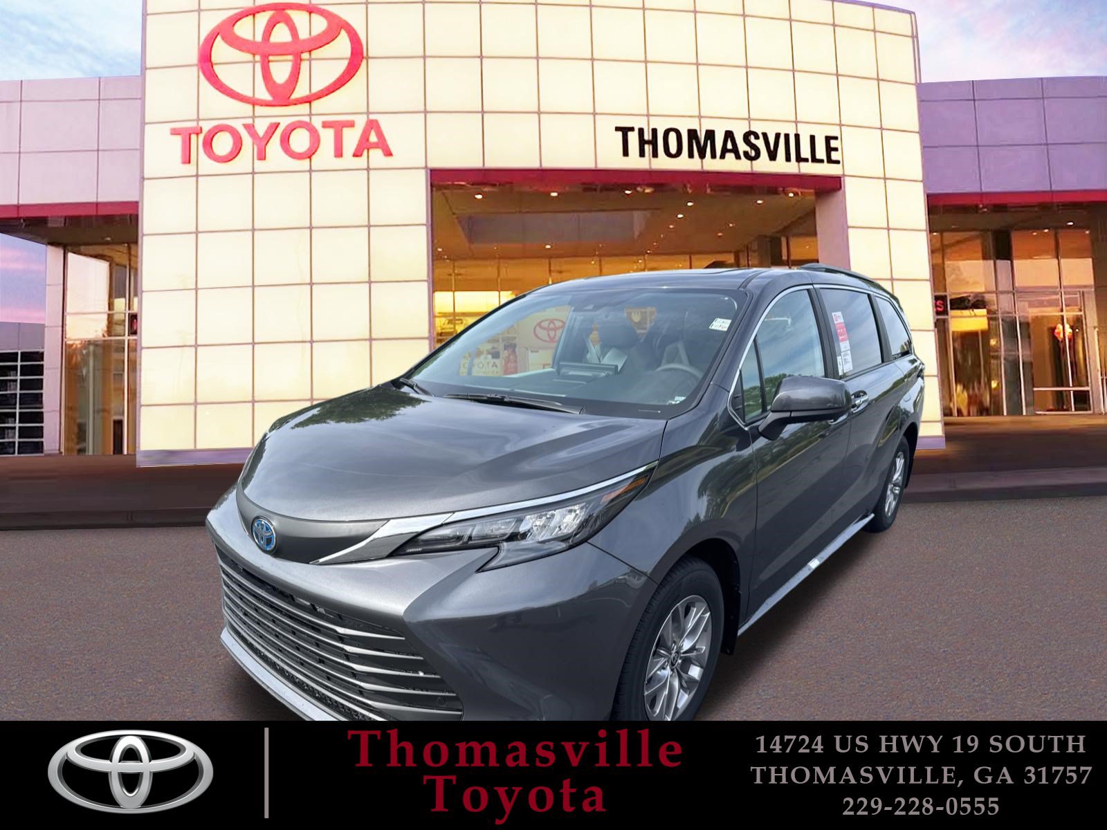 New 2025 Toyota Sienna XLE