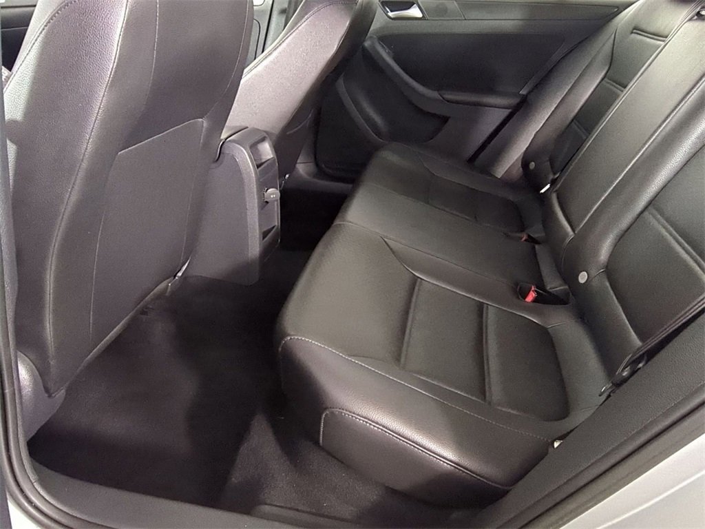 Used 2014 Volkswagen Jetta SE image 19