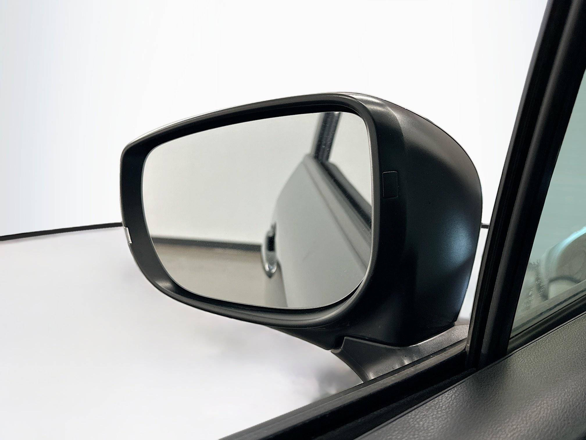 Used 2024 Subaru Crosstrek 2.0i Premium image 16