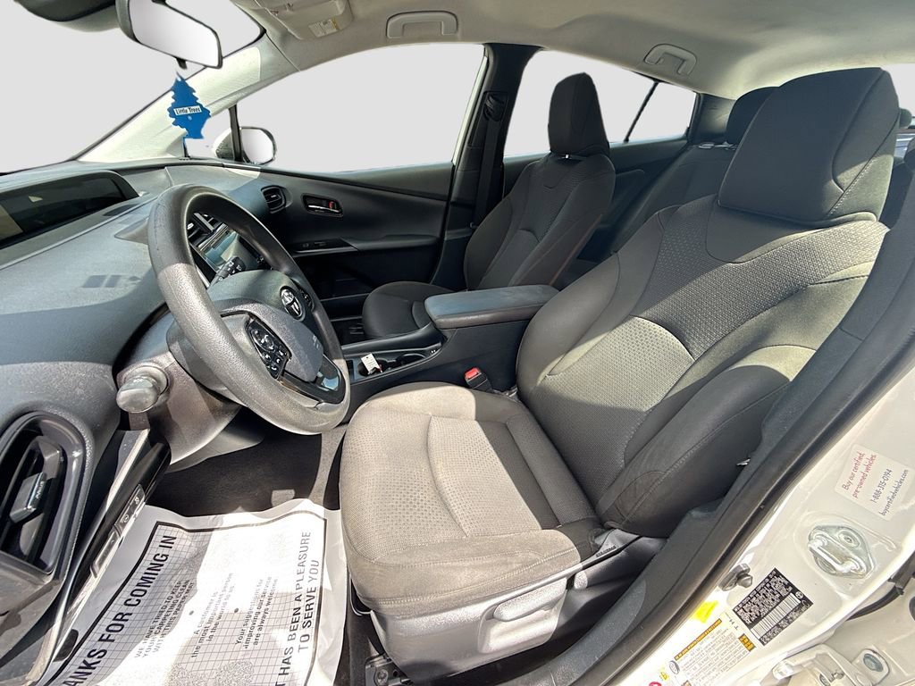 Used 2019 Toyota Prius LE FWD image 22