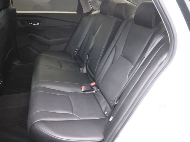 Used 2023 Honda Accord Touring image 10