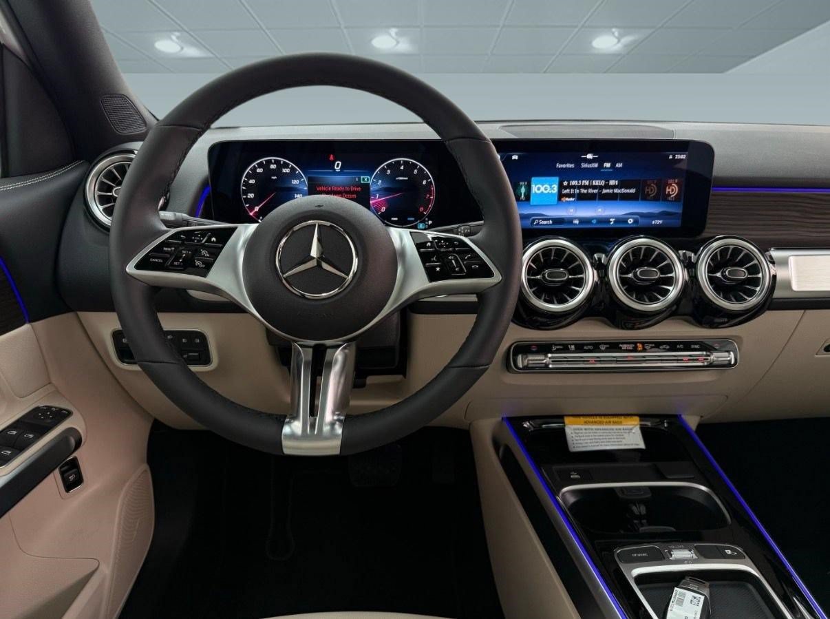 New 2026 Mercedes-Benz GLB 250 4MATIC image 10