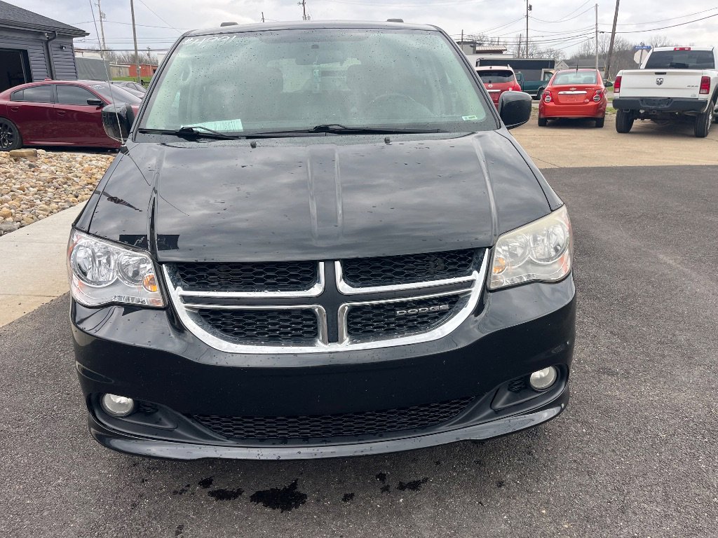 Used 2011 Dodge Grand Caravan Crew image 2